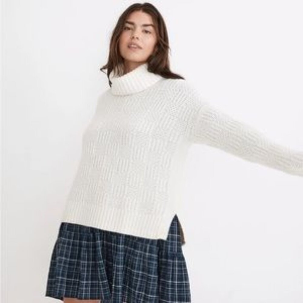 Madewell Checkered Turtleneck Sweater in Cream/Ivory